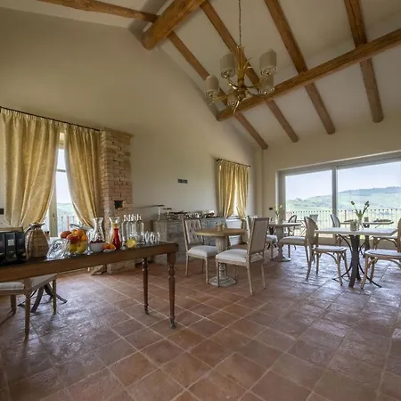 Tenuta Bussia - Wine Relais & * Monforte dʼAlba