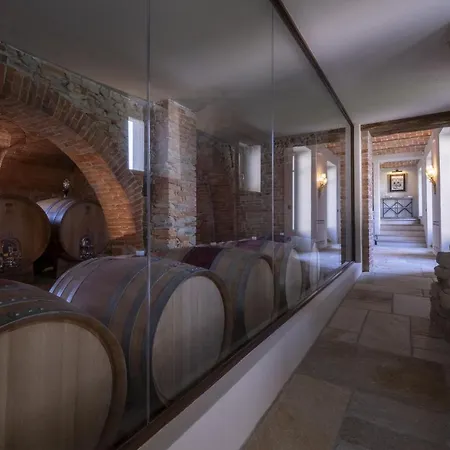 Tenuta Bussia - Wine Relais & Feriested *