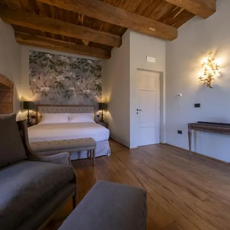 Resort Tenuta Bussia - Wine Relais &