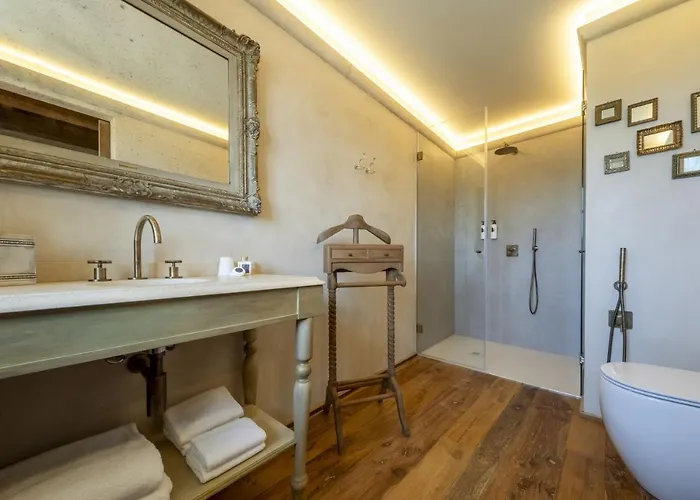 Resort Tenuta Bussia - Wine Relais & Monforte dʼAlba