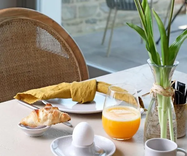 Tenuta Bussia - Wine Relais & Resort Monforte dʼAlba