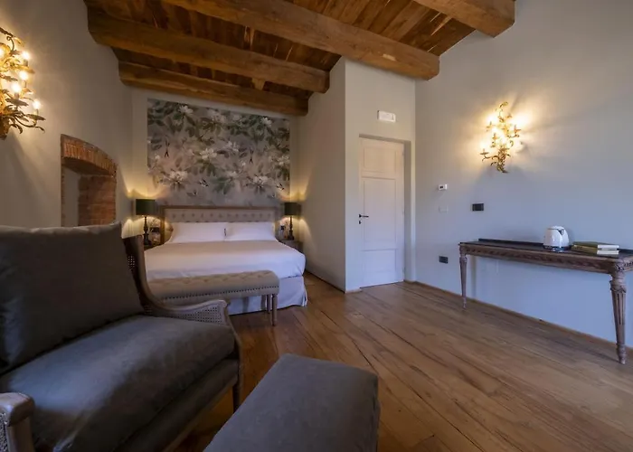 Resort Tenuta Bussia - Wine Relais &