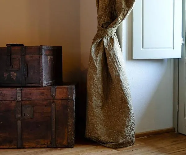 Tenuta Bussia - Wine Relais & *