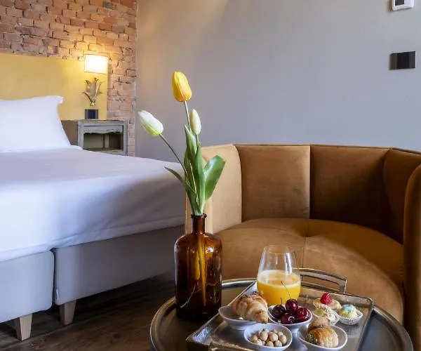 Resort Tenuta Bussia - Wine Relais & Monforte dʼAlba