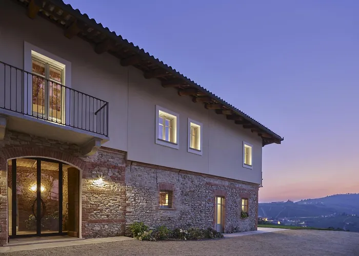 리조트 Tenuta Bussia - Wine Relais & *